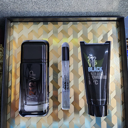 21 VIP ! Carolina Herrera gift set